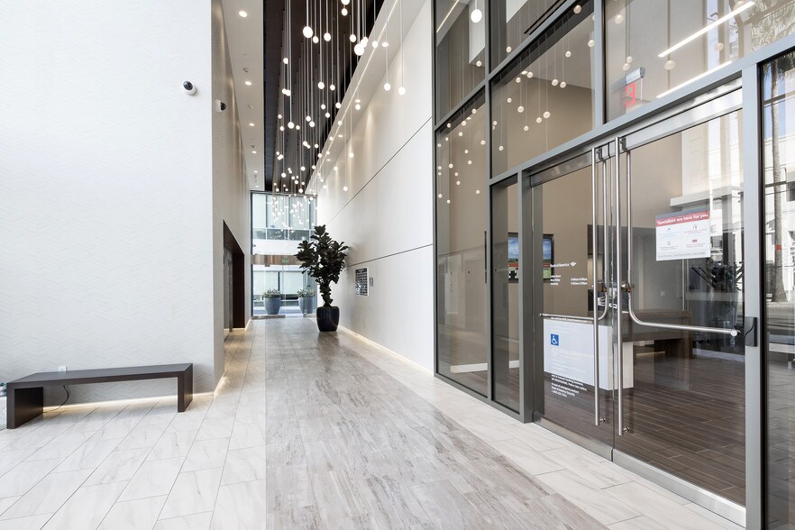 More Photos Of 9440 Santa Monica Blvd, Beverly Hills Office For Lease