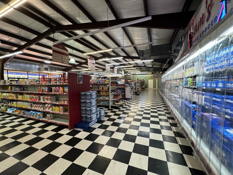 More Photos Of 9421 S Hwy 165, Woodworth Service Station For Sale