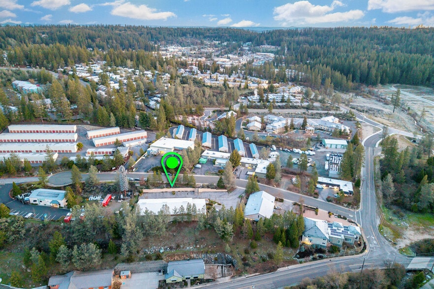 More Photos Of 957 Golden Gate Ter, Grass Valley Sports And Entertainment For Sale