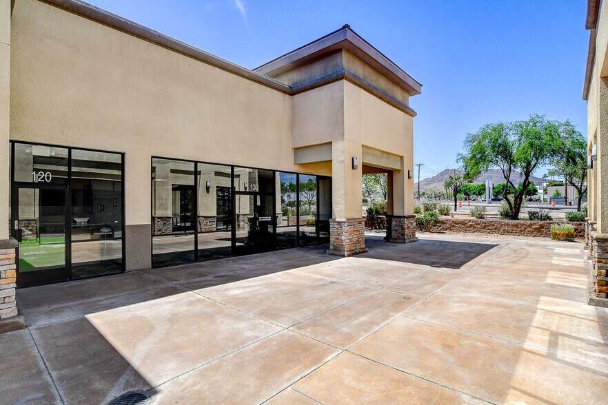 More Photos Of 110 N Boulder Hwy, Henderson Unknown For Lease