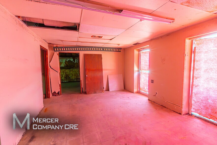 More Photos Of 440-460 N Rockwell Ave, Oklahoma City Unknown For Lease