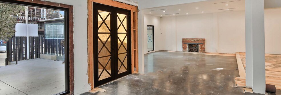 More Photos Of 730 N La Cienega Blvd, Los Angeles Restaurant For Lease