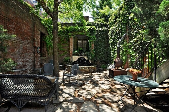 More Photos Of 62 Grand St, Brooklyn Storefront Retail Residential For Sale