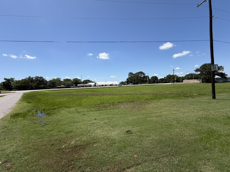 More Photos Of TBD Hwy 290 Bus, Hempstead Land For Sale