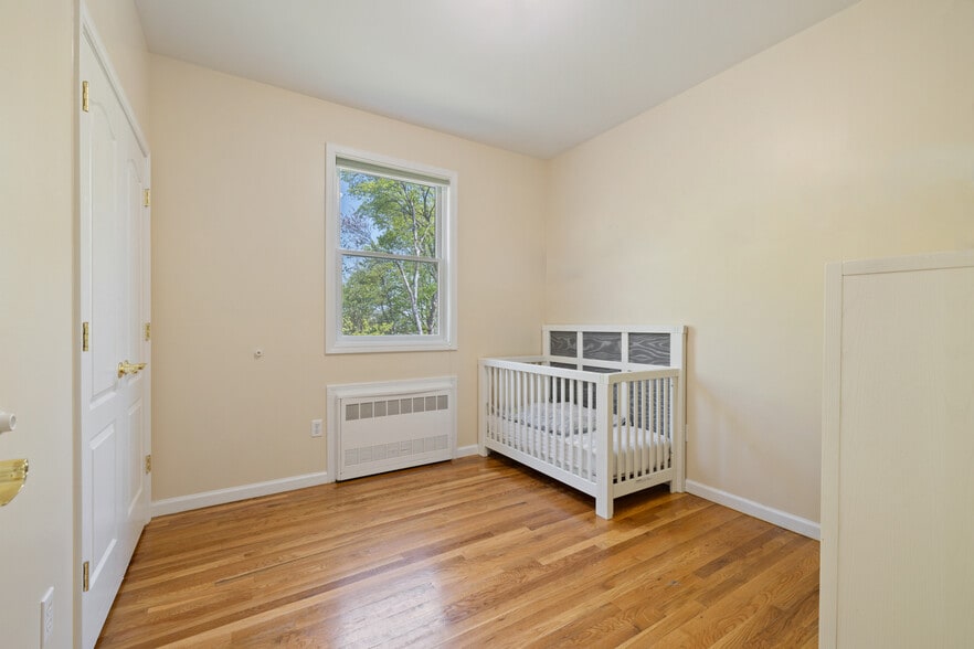 More Photos Of 68 Main St, Monsey Apartments For Sale