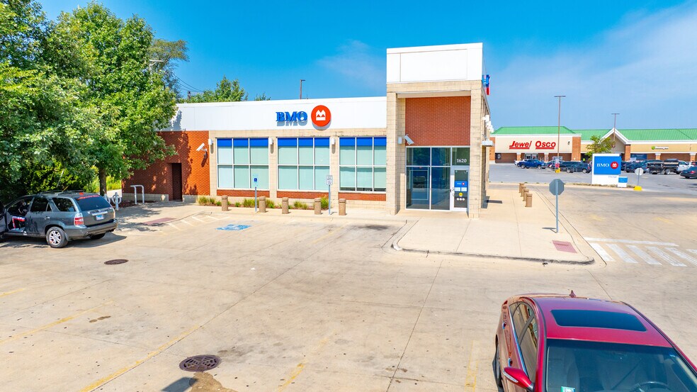 More Photos Of 1614 W 95th St, Chicago Bank For Sale