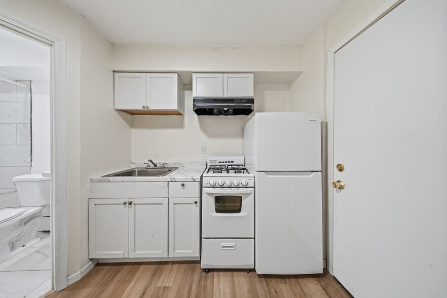 More Photos Of 2528 17th Ave S, Minneapolis Apartments For Sale