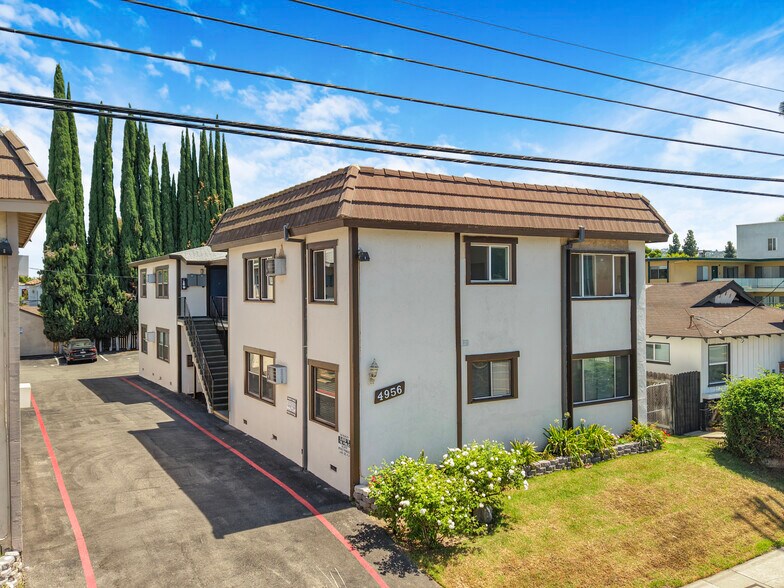 More Photos Of 4956-4960 Kester Ave, Sherman Oaks Apartments For Sale
