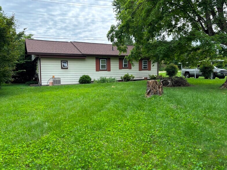 More Photos Of 3306 Teaster Ln, Pigeon Forge Flex For Sale