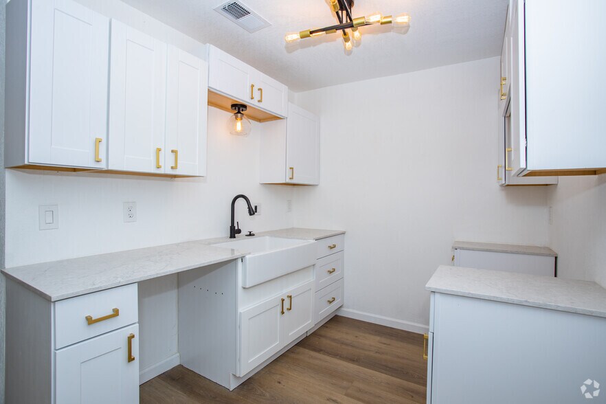 More Photos Of 2703-2707 Windswept Cv, Austin Apartments For Sale