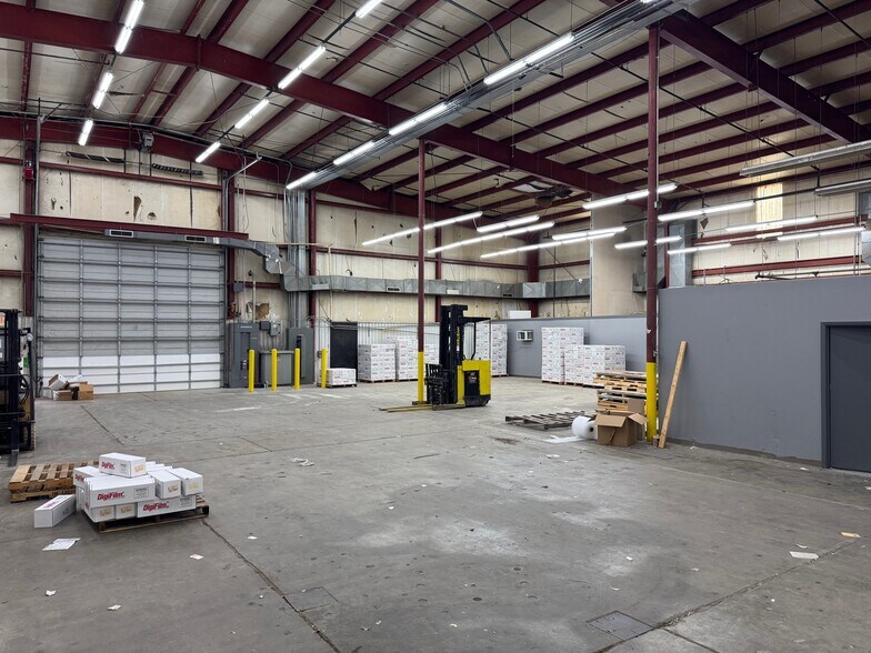 More Photos Of 7700 E 38th St, Tulsa Manufacturing For Sale