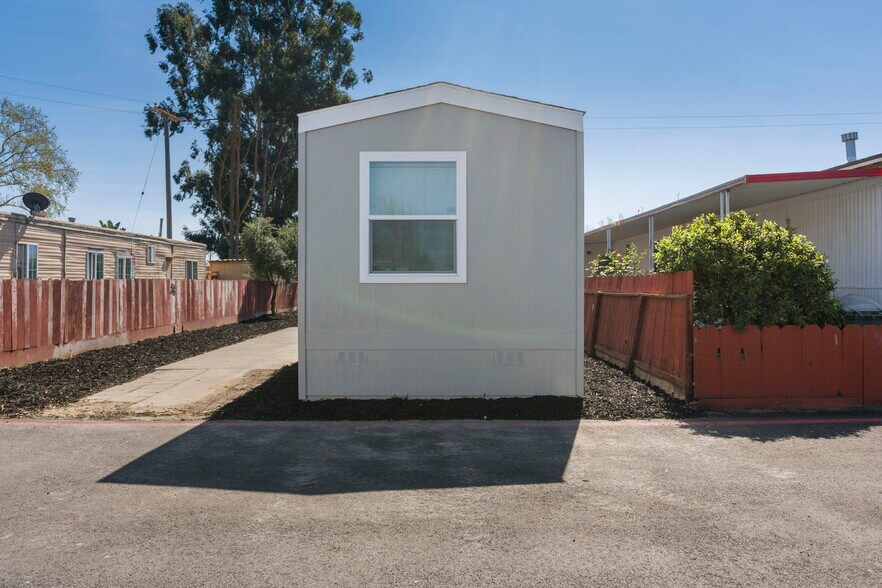 More Photos Of 2030 E Grayson Rd, Ceres Manufactured Housing Mobile Home Park For Sale