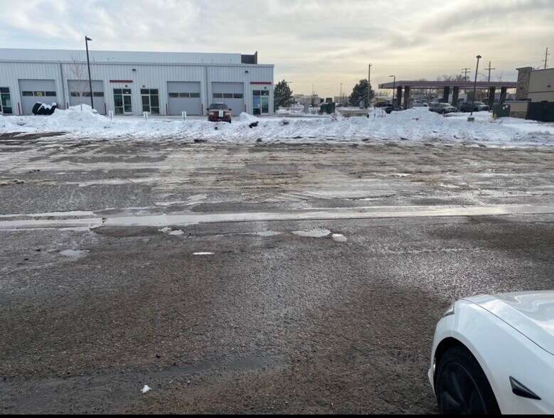 More Photos Of 5641-5691 E 56th Ave, Commerce City Manufacturing For Lease