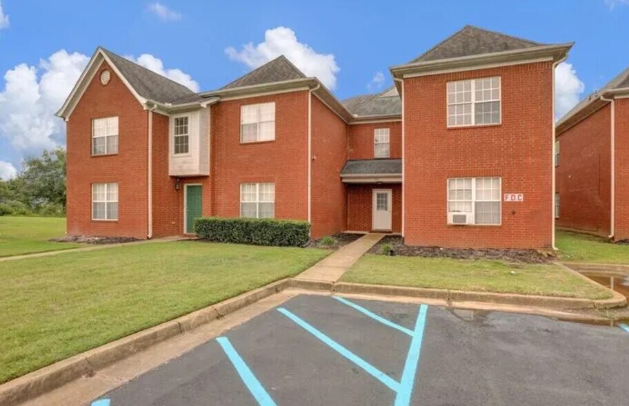 More Photos Of , Southaven Multifamily For Sale