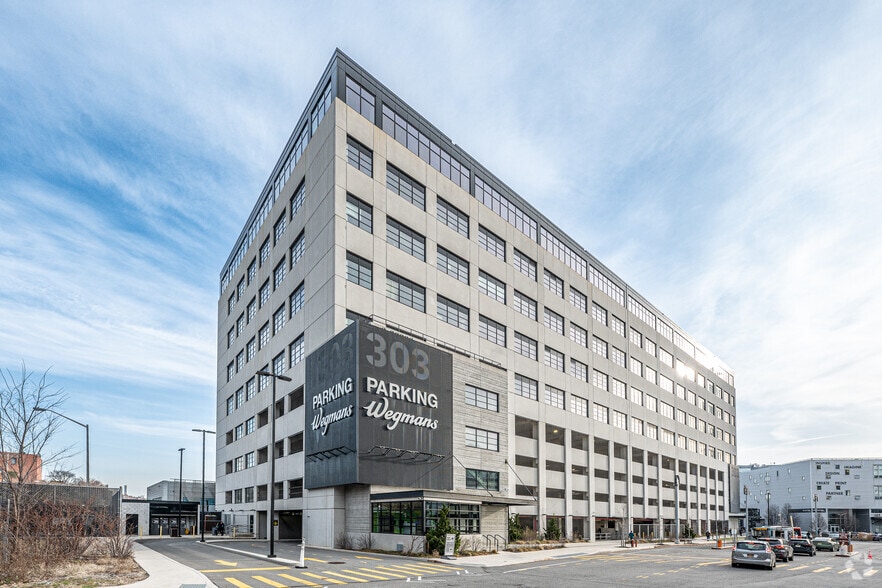 Primary Photo Of Brooklyn Navy Yard - Building 303, Brooklyn Manufacturing For Lease