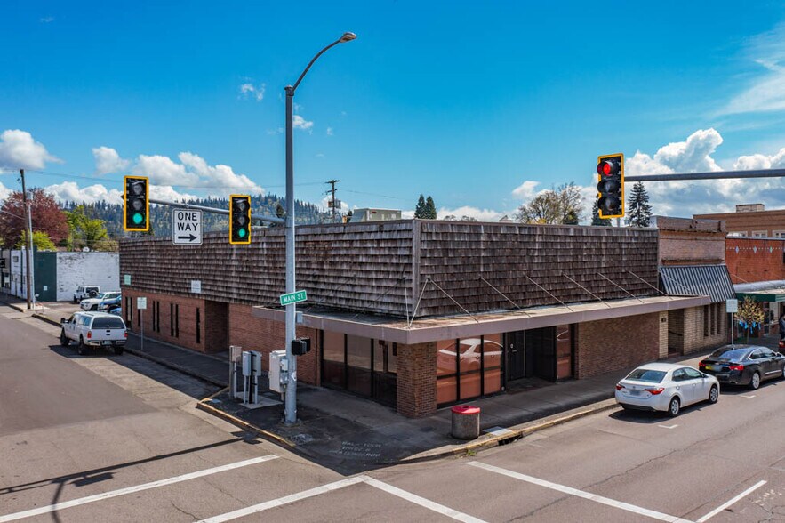 More Photos Of 707 S Main St, Lebanon Office For Lease