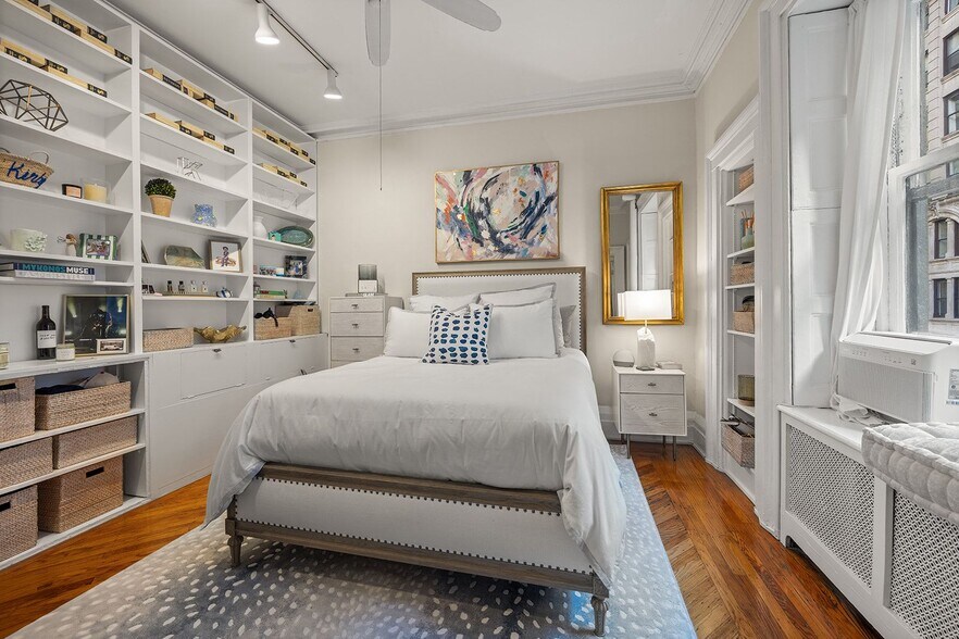 More Photos Of 7 W 16th St, New York Apartments For Sale