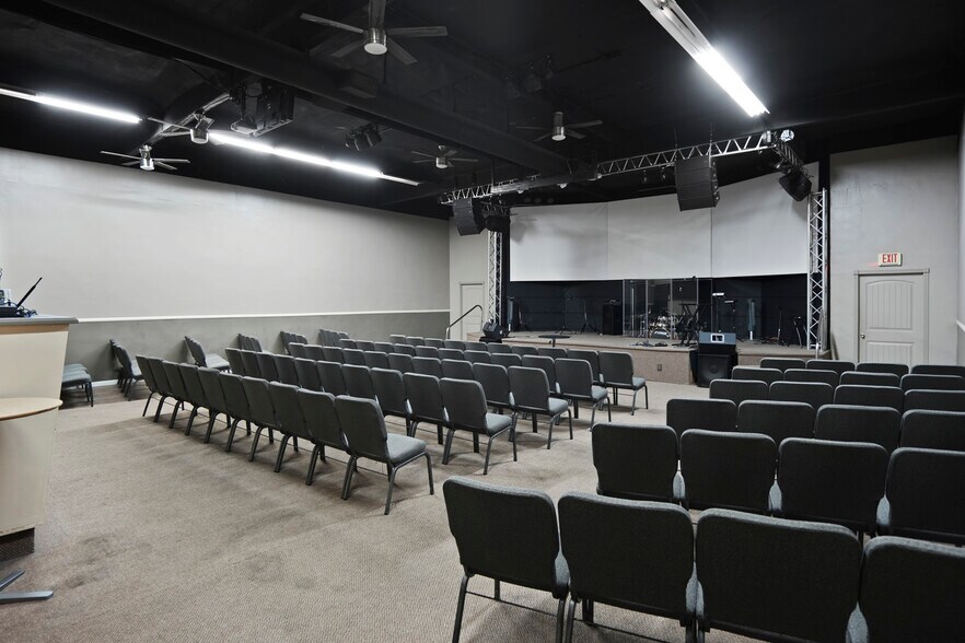 More Photos Of 1413 Jayken Way, Chula Vista Manufacturing For Sale