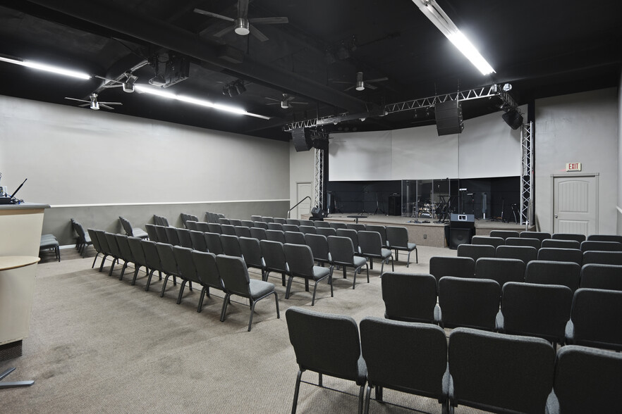 More Photos Of 1413 Jayken Way, Chula Vista Manufacturing For Lease