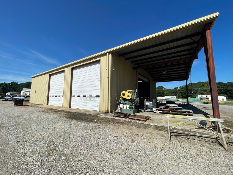 More Photos Of 3209 S Church St, Rocky Mount Warehouse For Lease