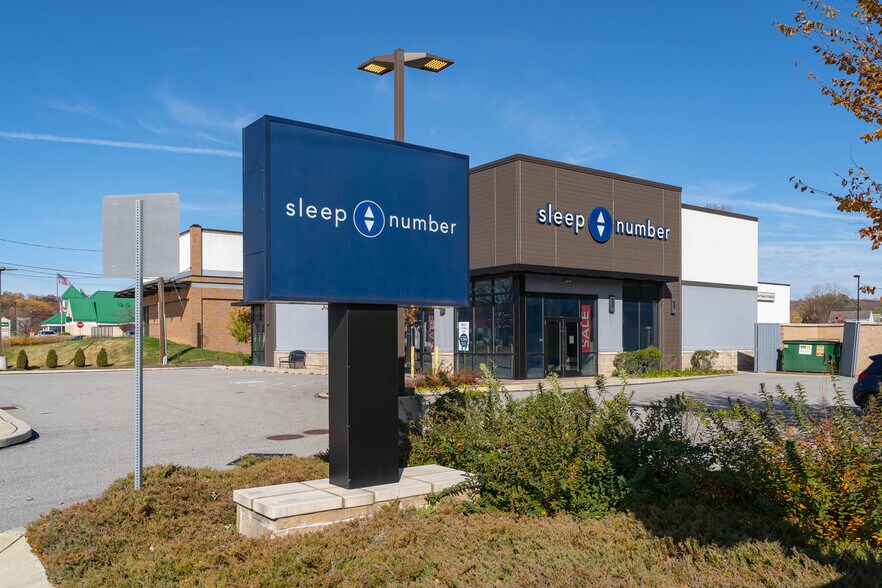 More Photos Of 215 N Pottstown Pike, Exton Storefront For Sale