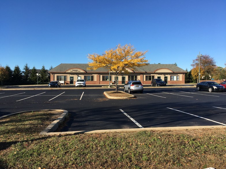 More Photos Of 5360 Summit Bridge Rd, Middletown Medical For Sale