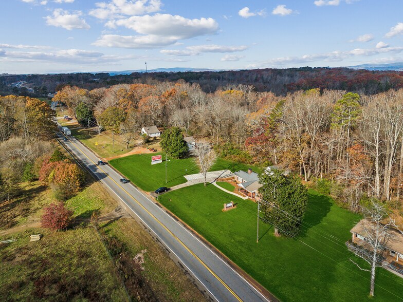 More Photos Of 5615 Cumming Hwy, Canton General Retail For Sale