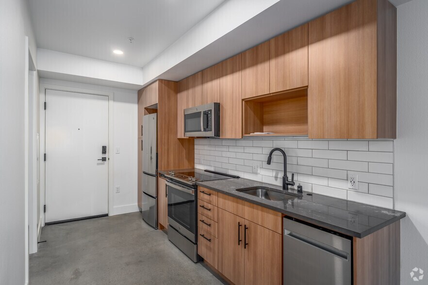 More Photos Of 104 12th Ave, Seattle Apartments For Lease