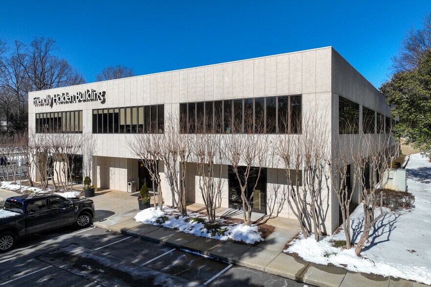 More Photos Of 3608 W Friendly Ave, Greensboro Office For Sale