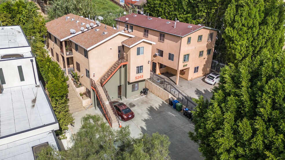 More Photos Of 5243 Huntington Dr N, Los Angeles Apartments For Sale