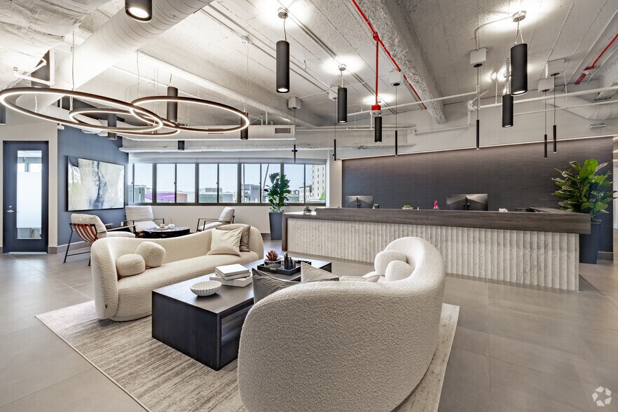 More Photos Of 9465 Wilshire Blvd, Beverly Hills Office For Sale