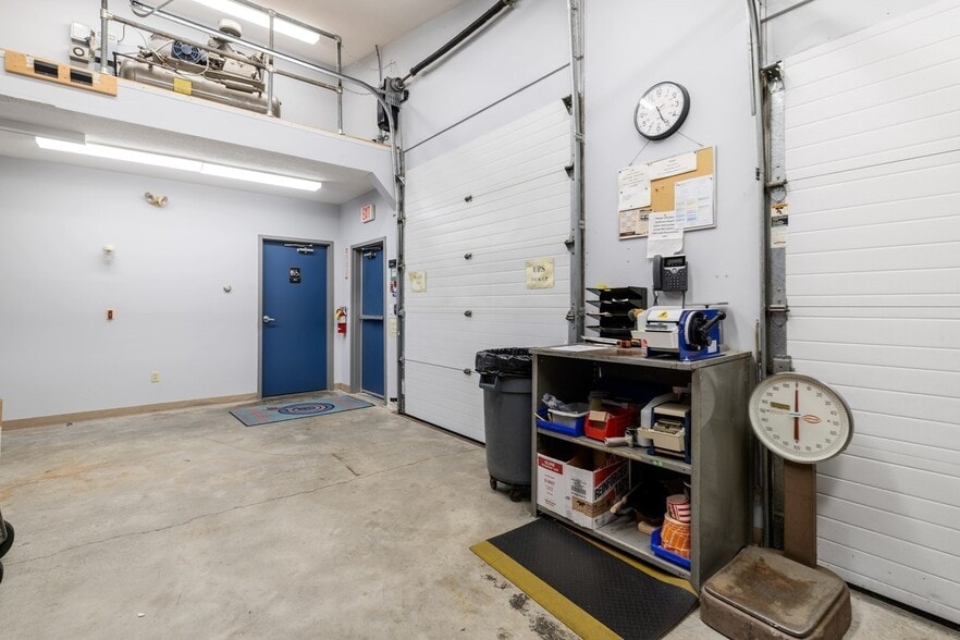 More Photos Of 513 Mill St, Marion Research And Development For Sale