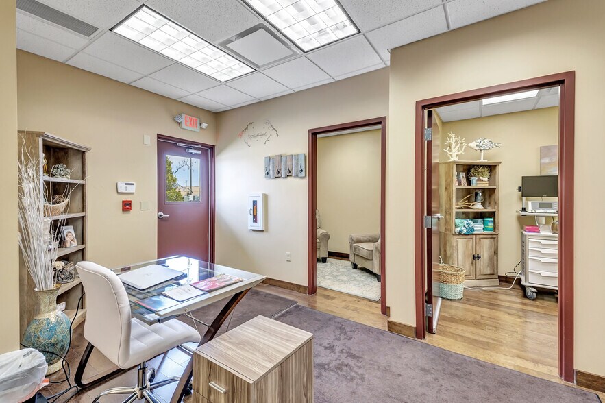 More Photos Of 2411 Holmgren Way, Green Bay Healthcare For Lease