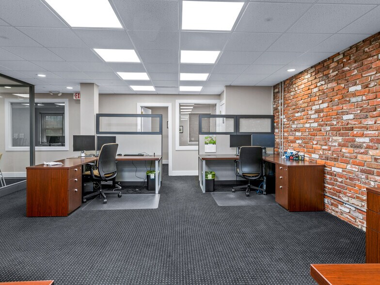 More Photos Of 5 Doctors Park, Asheville Medical For Lease