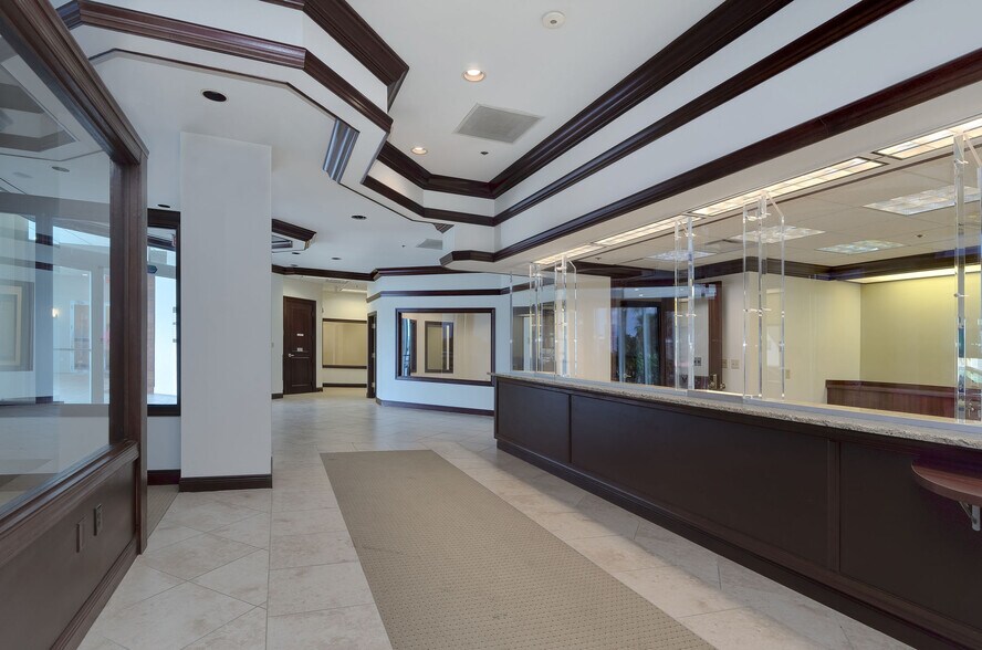 More Photos Of 2503 Del Prado Blvd S, Cape Coral Medical For Lease