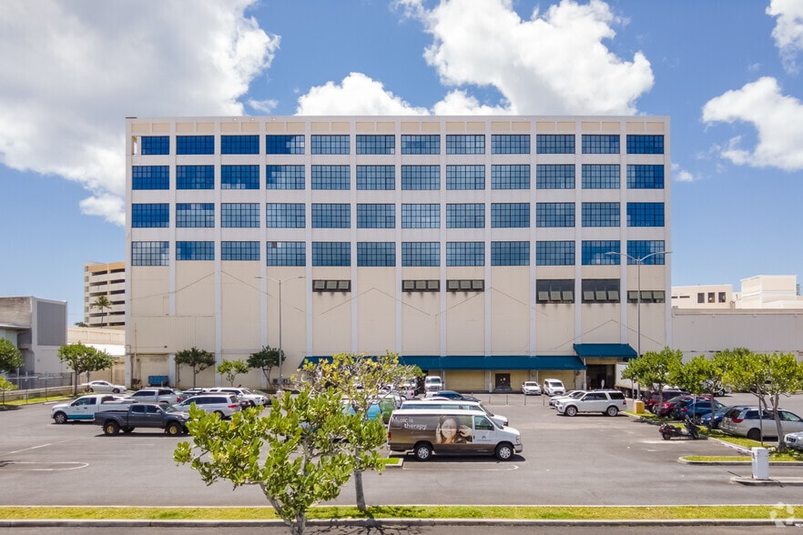 More Photos Of 680 Iwilei Rd, Honolulu Office For Lease