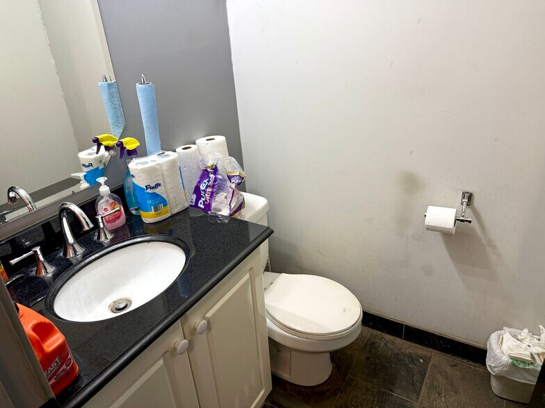 More Photos Of 4608 62 St, Red Deer Warehouse For Sale