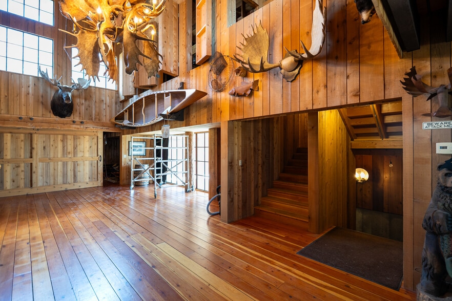 More Photos Of 3 Anaconda Hills Dr, Black Eagle Lodge Meeting Hall For Sale