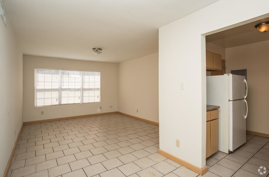 More Photos Of 1024 Day Street Rd, Montgomery Apartments For Sale