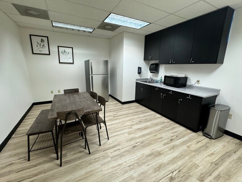 More Photos Of 3600 Sisk Rd, Modesto General Retail For Sale