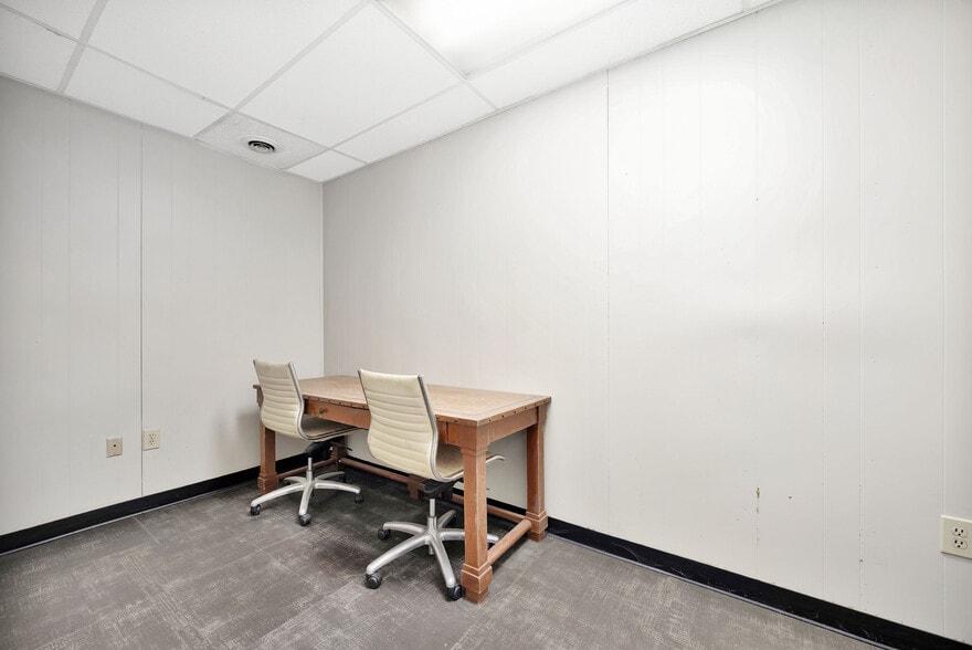 More Photos Of 3-7 Stuckhardt Rd, Trotwood Storefront Retail Office For Sale