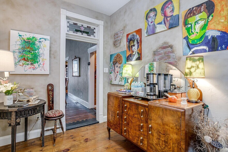More Photos Of 1092 W Tarleton St, Stephenville Hospitality For Sale