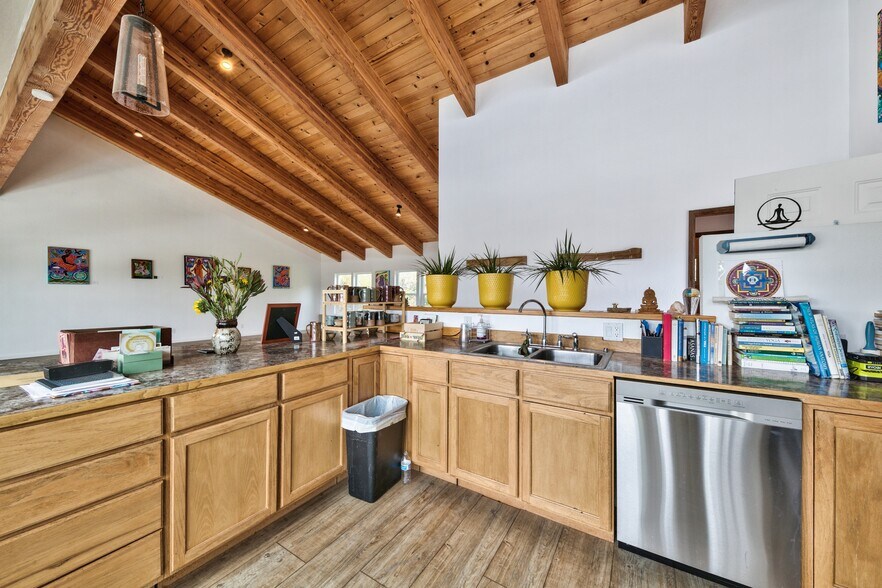 More Photos Of 290 Old Pony Express Trl, Markleeville Storefront Retail Residential For Sale