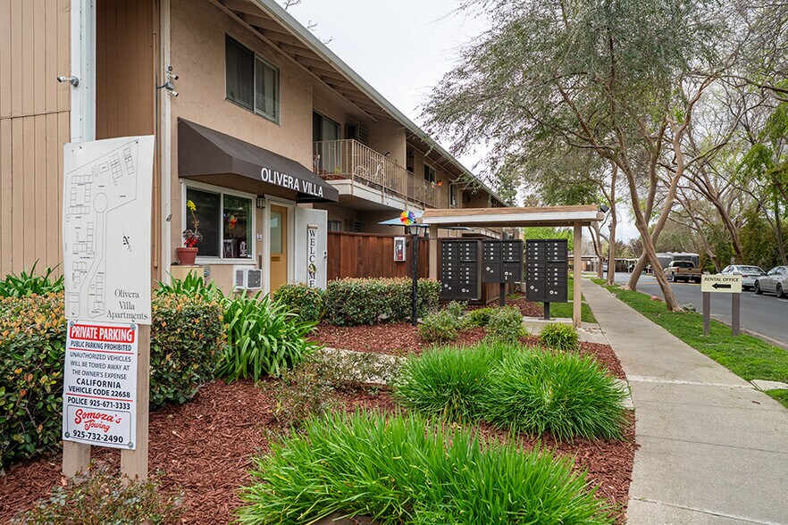 More Photos Of 2451 Olivera Rd, Concord Apartments For Sale