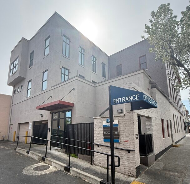 More Photos Of 601-605 Main St, Woodland Office For Lease