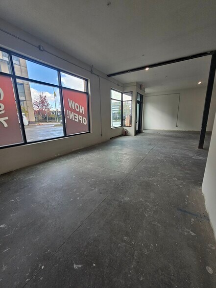 More Photos Of 90 Wealthy St SE, Grand Rapids Apartments For Lease