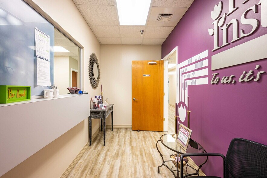 More Photos Of 6719 Gall Blvd, Zephyrhills Medical For Sale