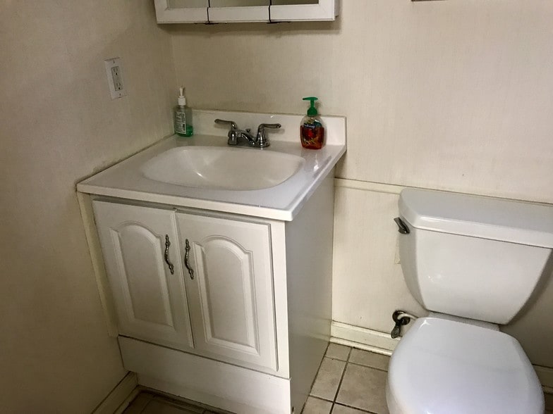 More Photos Of 245 Union St, Lodi Office For Sale