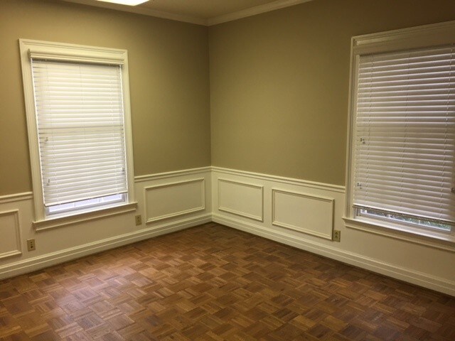 More Photos Of 665 N Academy St, Greenville Office For Lease