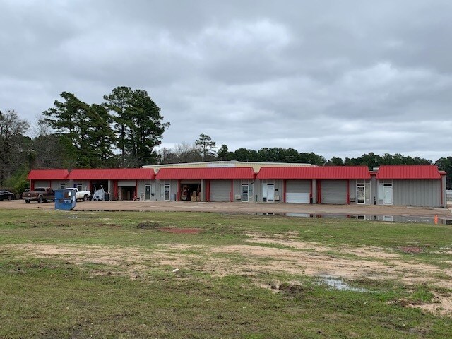 Primary Photo Of 760 S Eastman Rd, Longview Flex For Lease